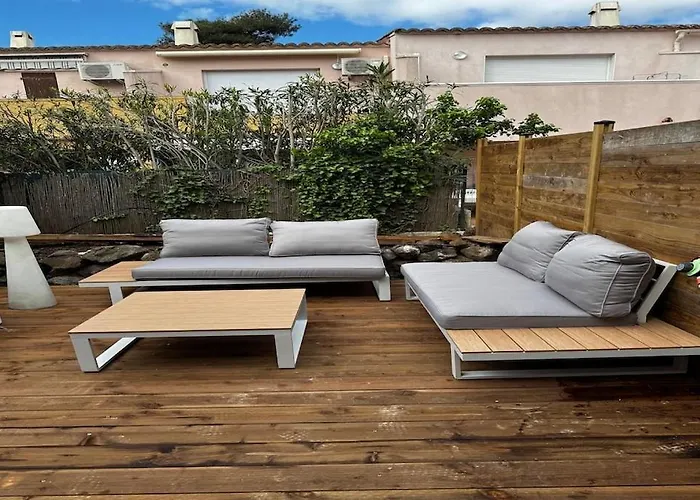 Furnished 2-room With Terrace Διαμέρισμα