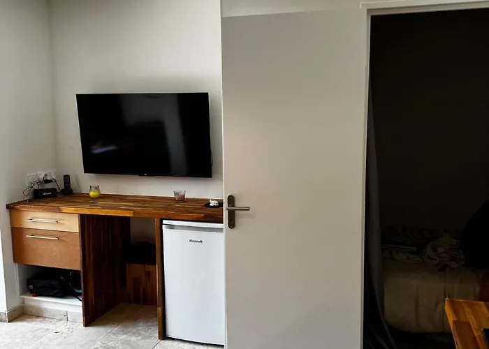 Furnished 2-room With Terrace