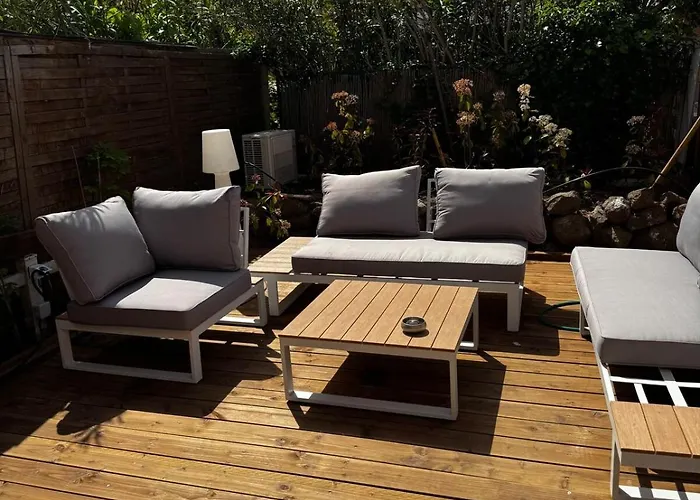Διαμέρισμα Furnished 2-room With Terrace *